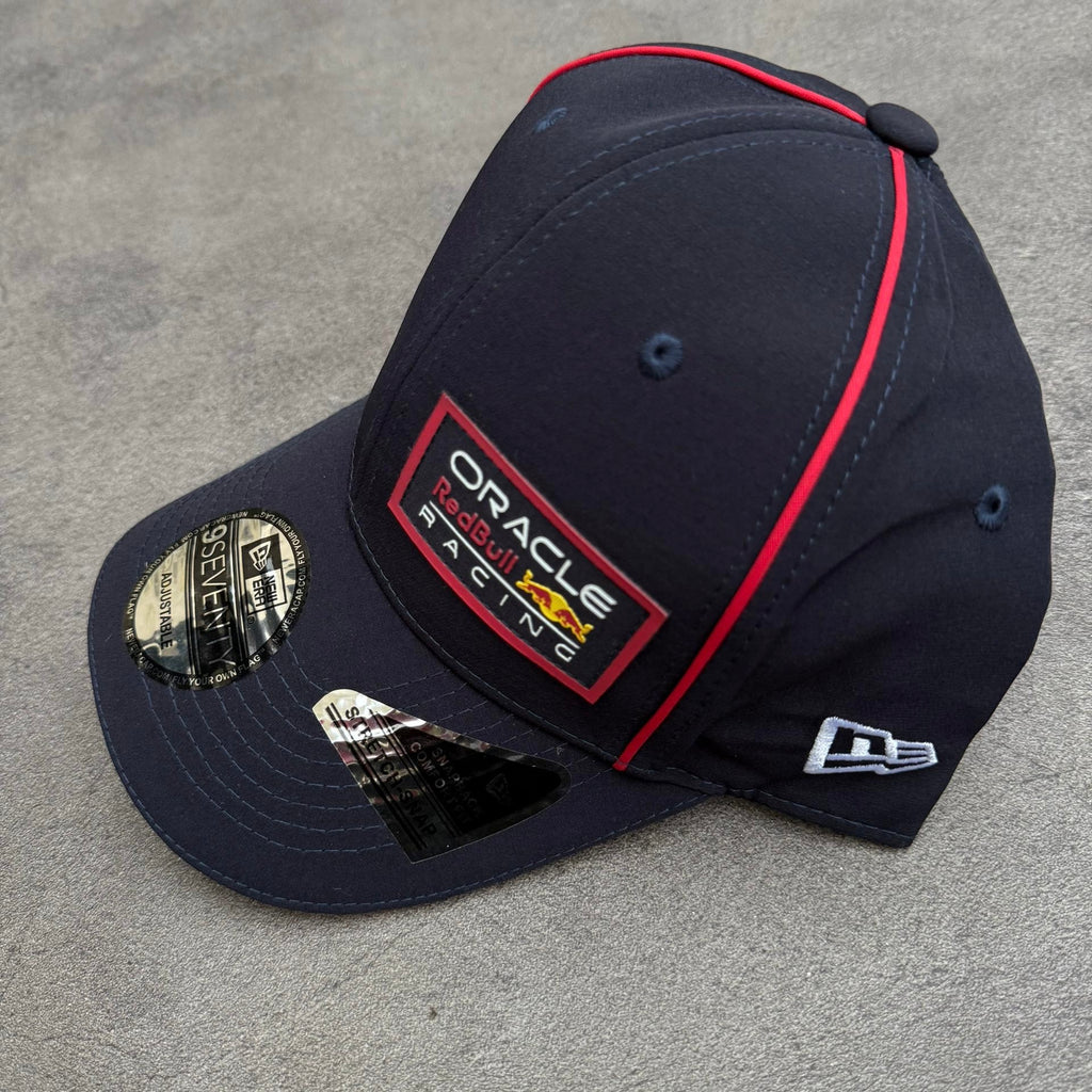 Maillot + Casquette Team Red Bull disponible