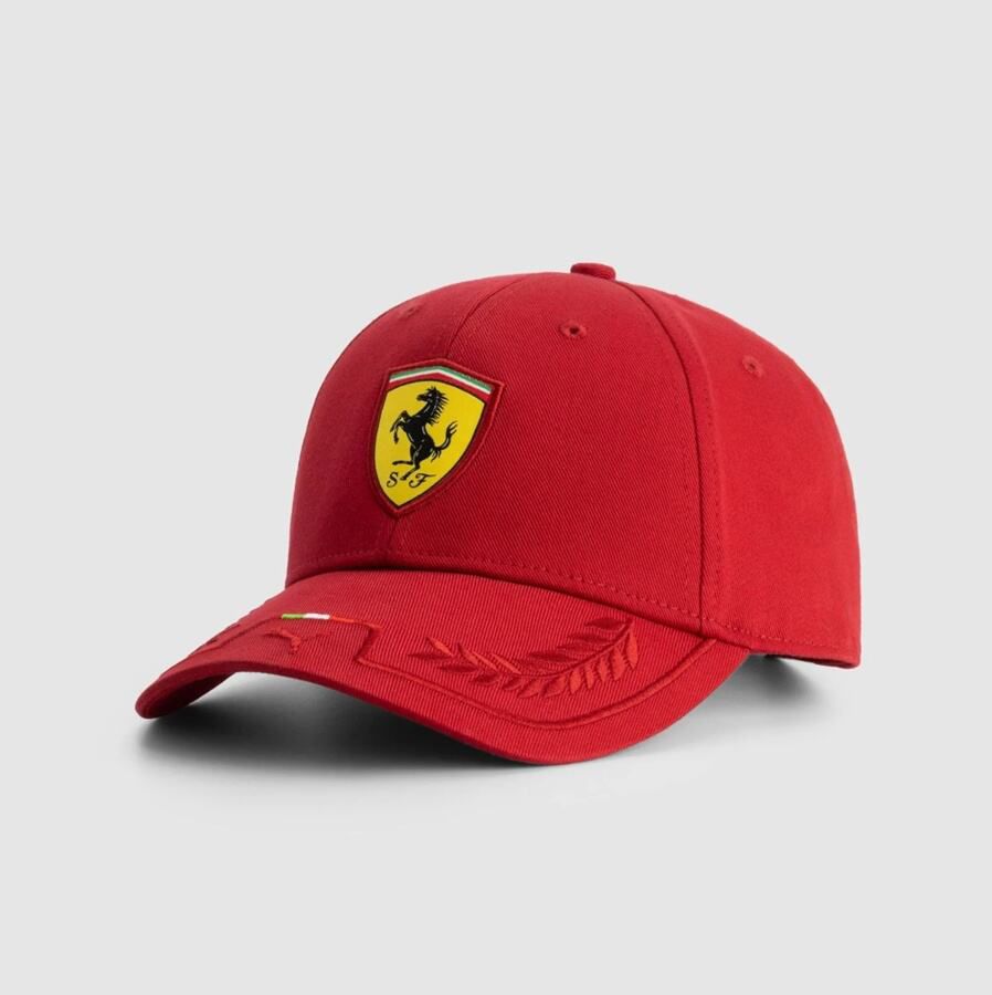 Casquettes Ferrari