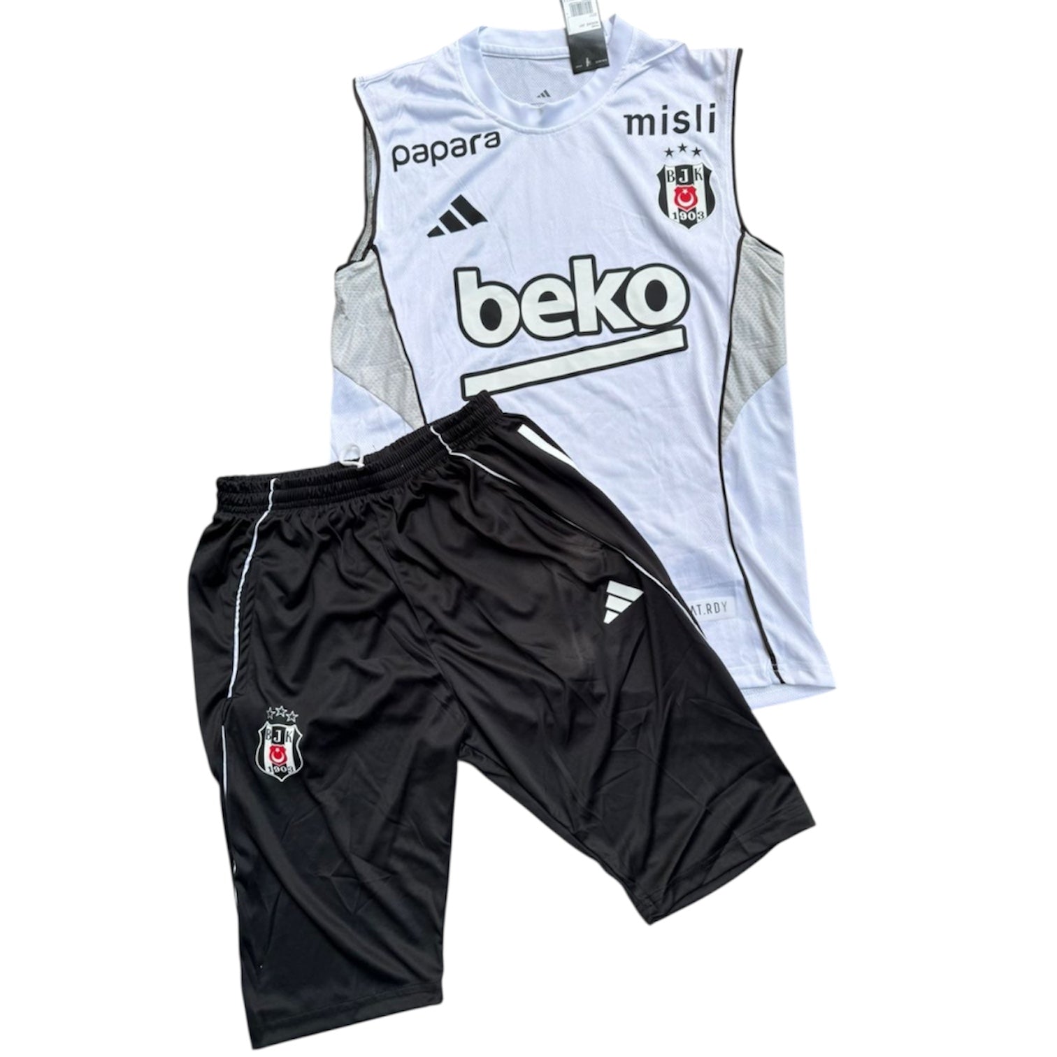 Ensemble Loisir d’entraînement Besiktas 2025