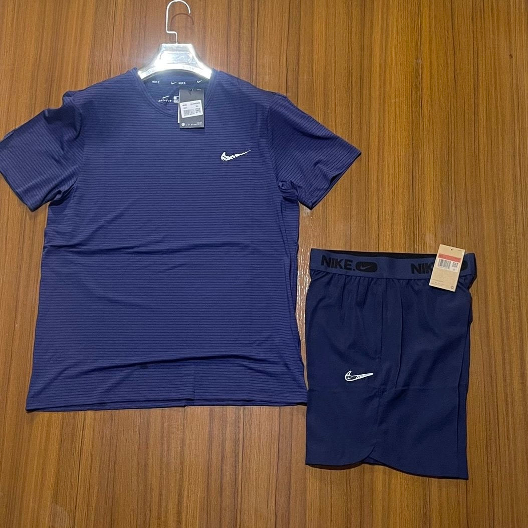 Ensemble Nike teeshirt + Short Bleu