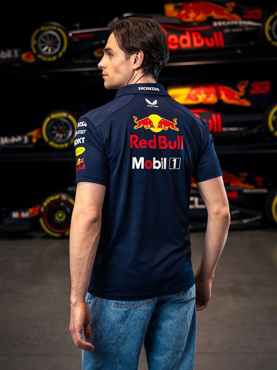 Lacoste Team Oracle Red Bull